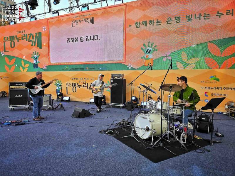 Hatalmas sikert arattak a magyar jazz-zenekarok Kínában és Dél-Koreában