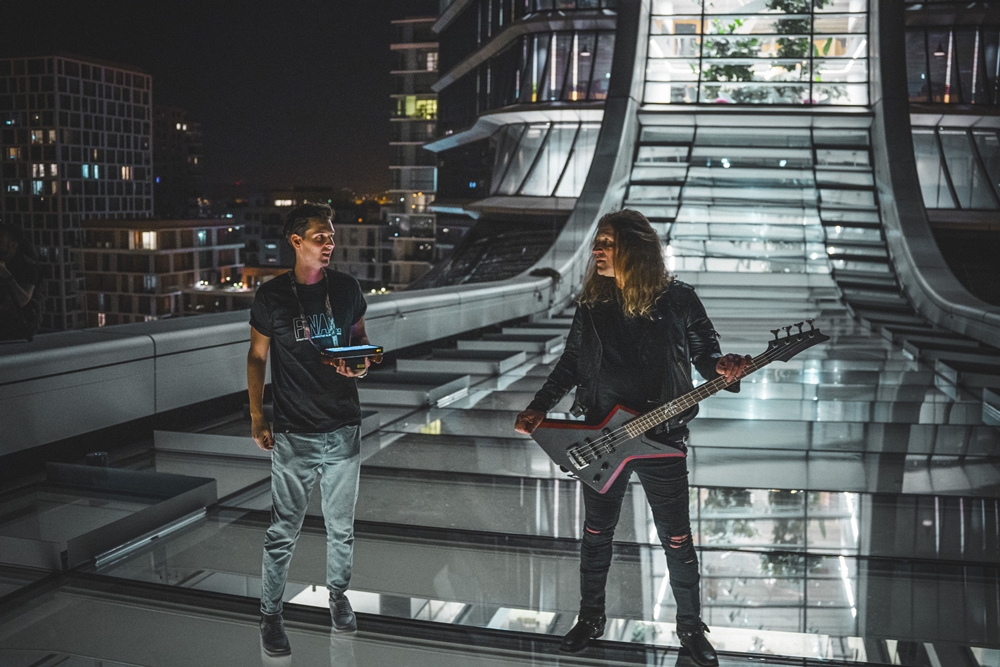 Tankcsapda - Pesten megjelent Isten