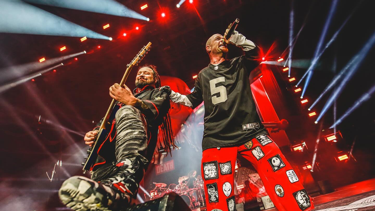 Five Finger Death Punch 2024 - Sportaréna
