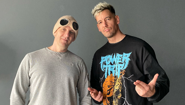 Tíz év után új albummal jelentkezett a Hősök