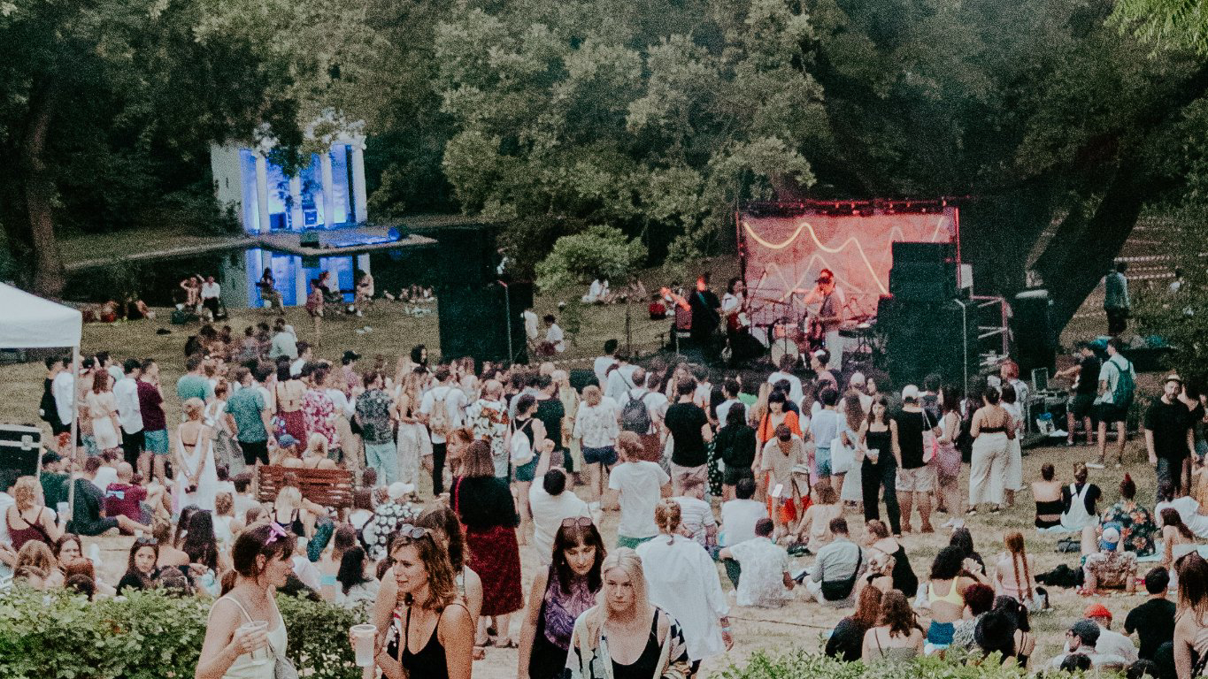 Most hétvégén jön a La Boum – visszatér a kastélyházibuli!