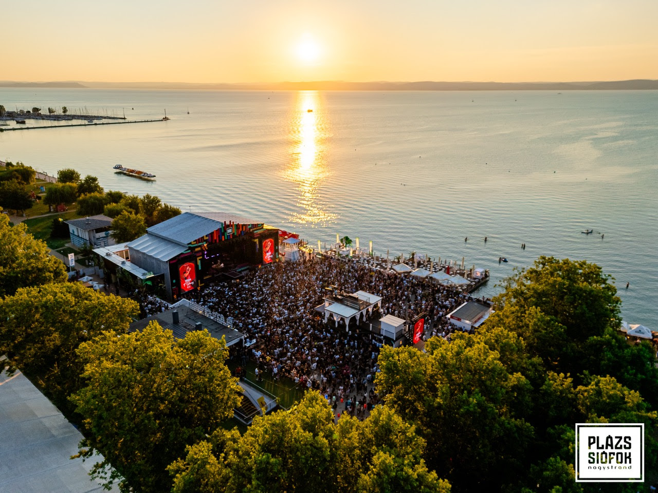 A pünkösdi hétvégén nyit a Plázs, indul a 10. jubileumi szezon