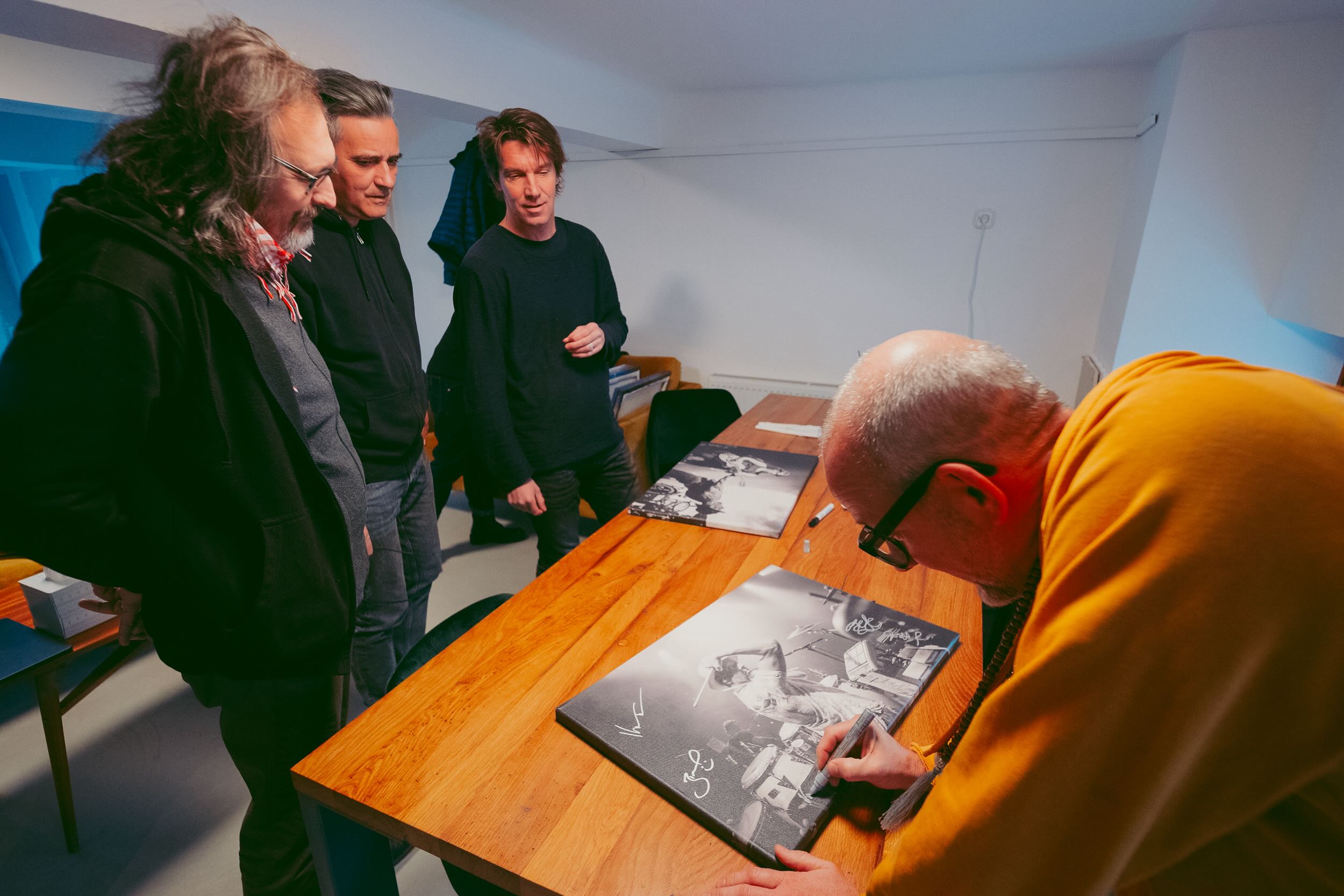 Jótékonysági árverést indít a Quimby az Egyszülős Központ támogatására