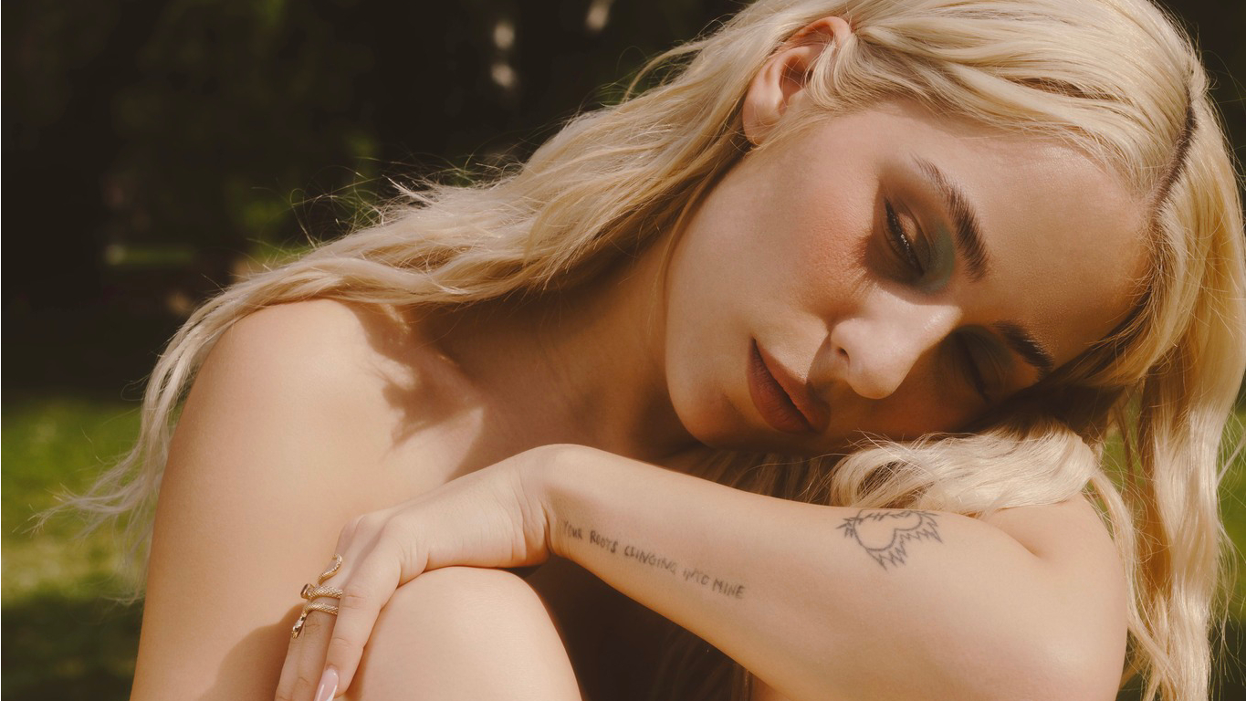 Solére BOLDOGOK VAGYUNK-E