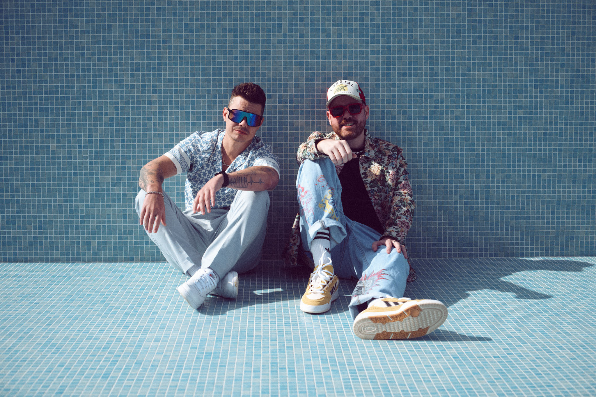 Wellhello - Éjféltájt